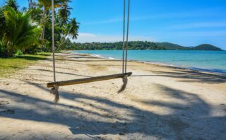 System 16 w stołach spawalniczych – dlaczego jest standardem w precyzyjnej produkcji